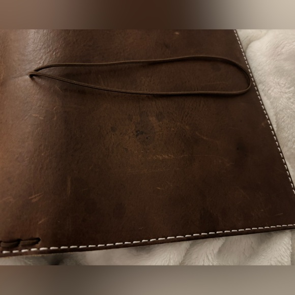 CHIC SPARROW A5 leather journal cover with pockets and 4 strings - Picture 8 of 12